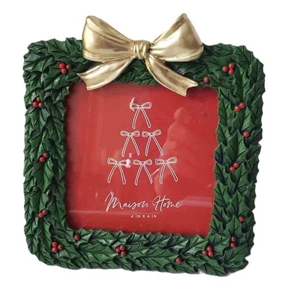 Maison Home Holly Berries Christmas Wreath Photo Frame Holds 4X4 Picture - Picture 1 of 2